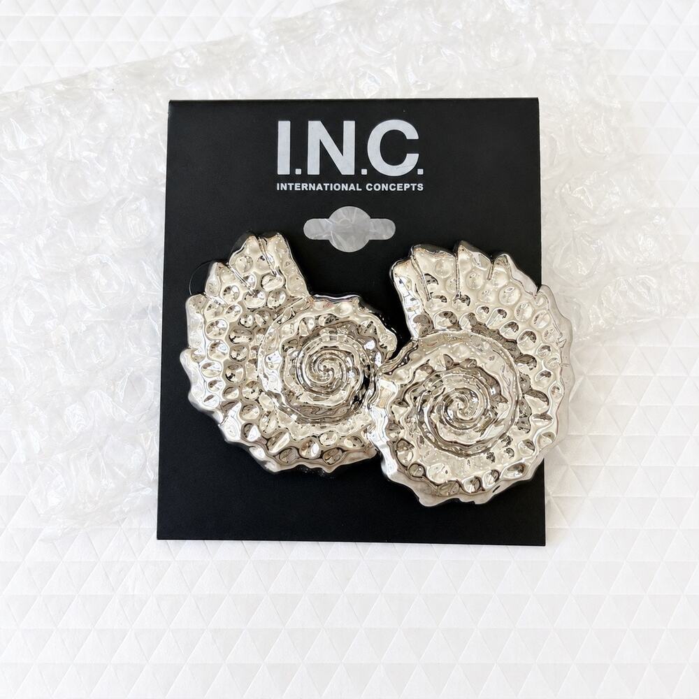 I.N.C. International Concepts Silver Shell Stud Earrings